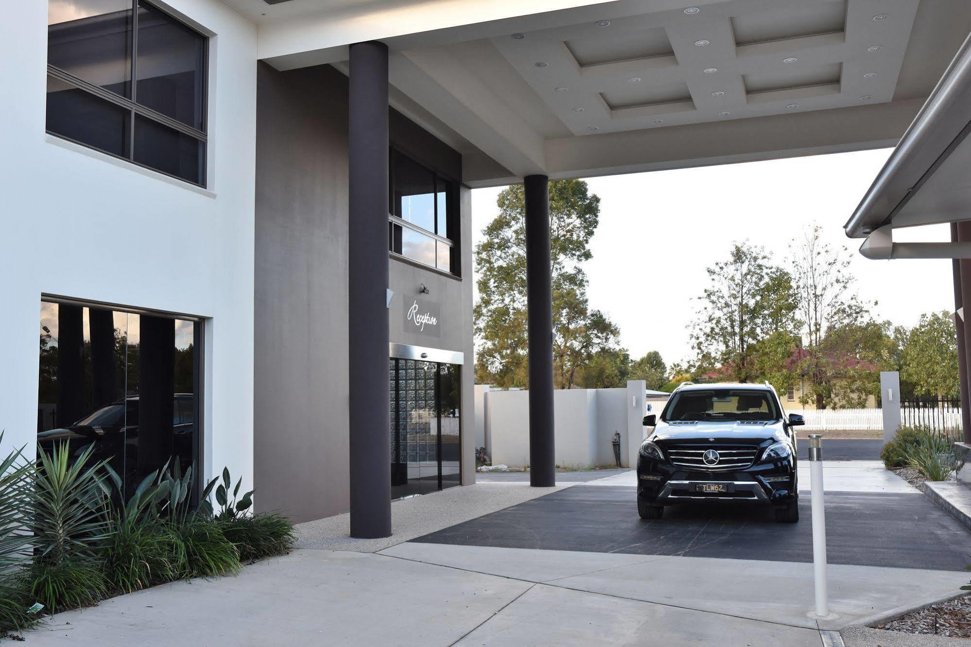 Western Downs Motor Inn Miles Εξωτερικό φωτογραφία