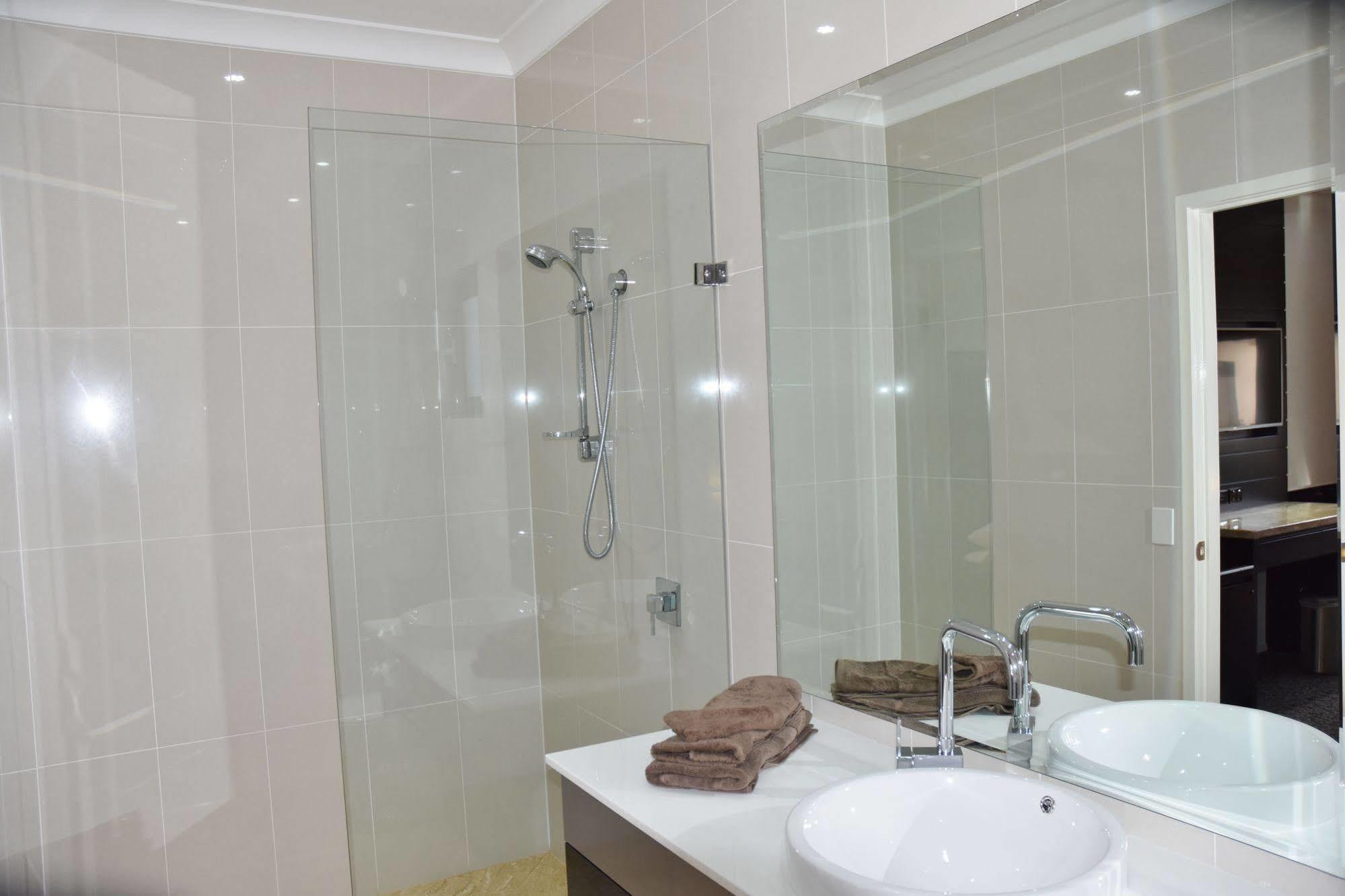 Western Downs Motor Inn Miles Εξωτερικό φωτογραφία