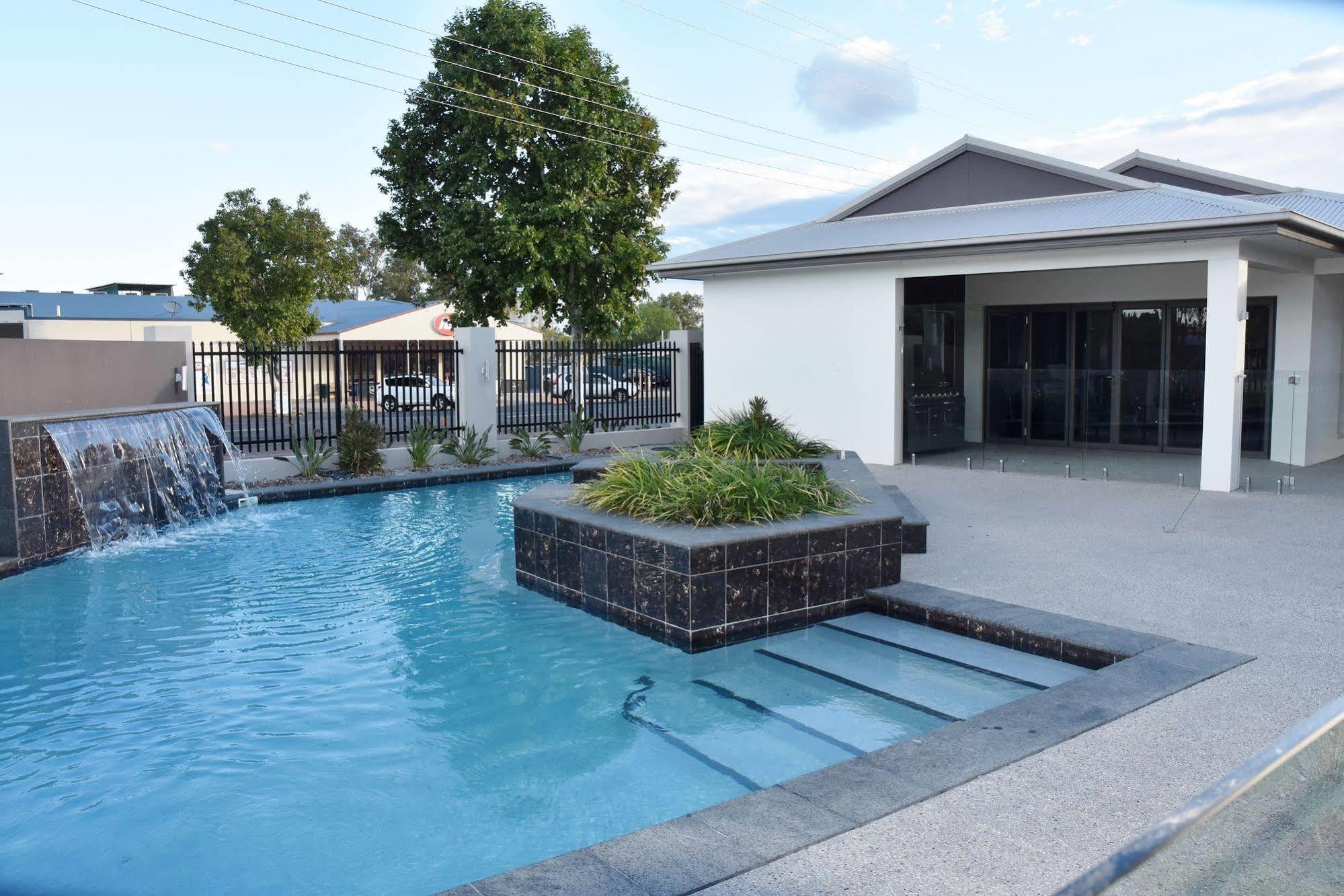 Western Downs Motor Inn Miles Εξωτερικό φωτογραφία