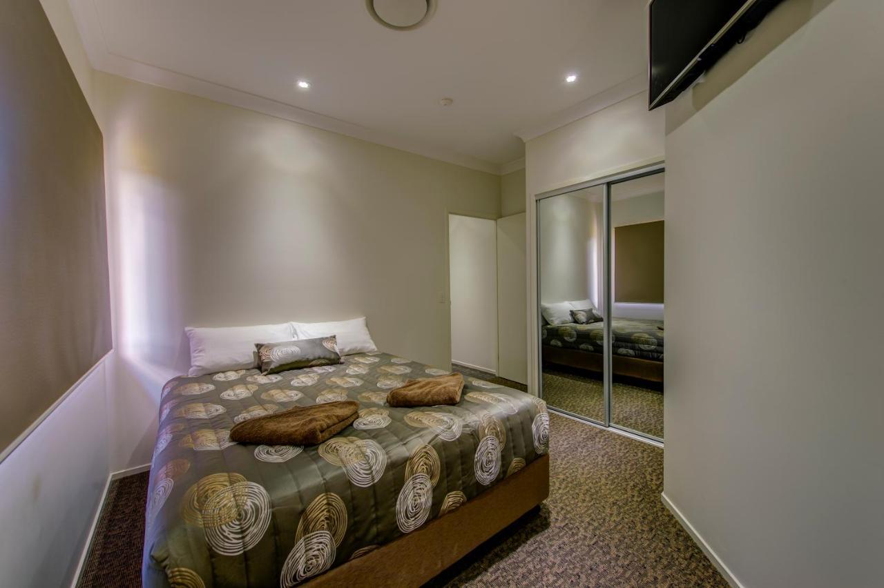 Western Downs Motor Inn Miles Εξωτερικό φωτογραφία